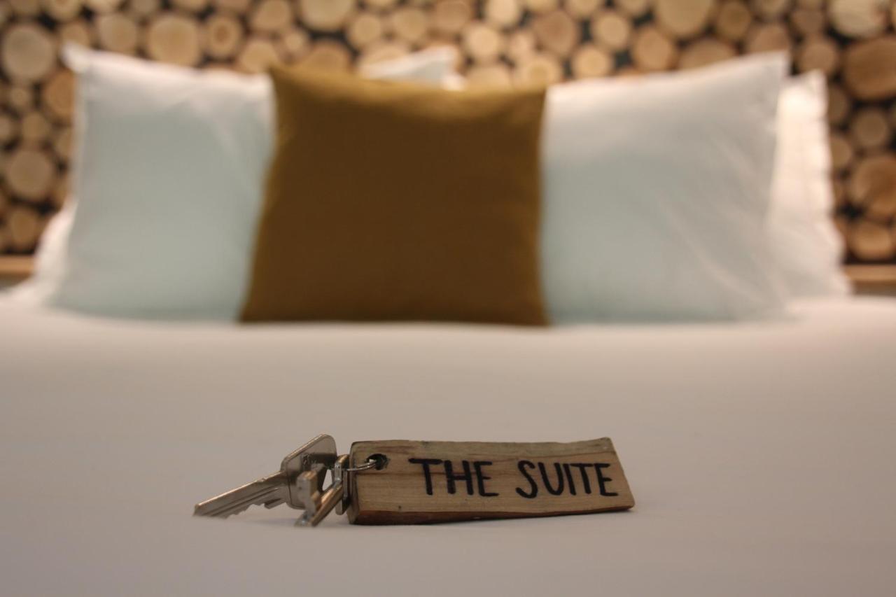 Inn The Woods - Private Stay Оверберг Экстерьер фото